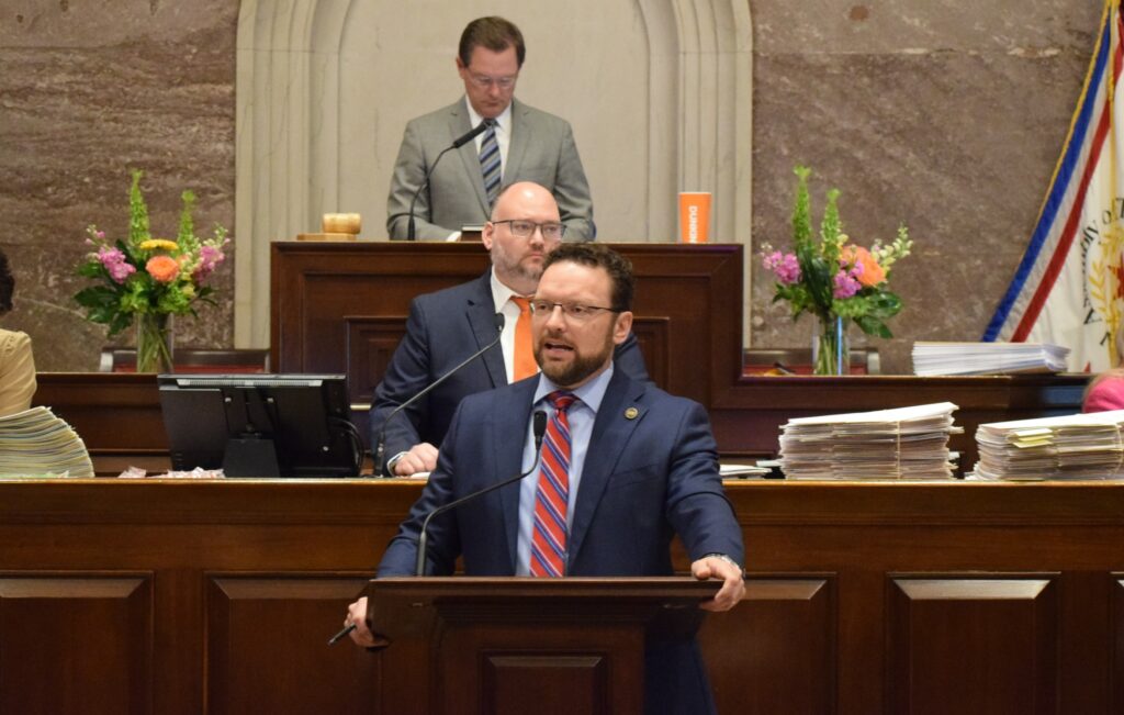 Rep. Jason Zachary passes protections for Tennesseans against illegal alien commercial drivers